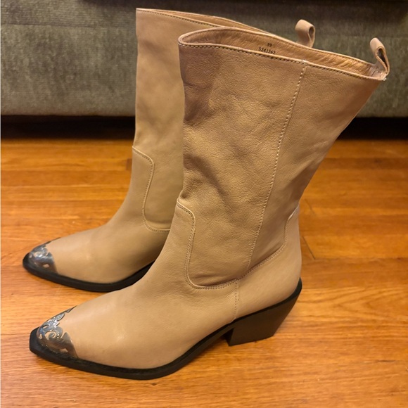 Free People Tan Heeled Boots with Silver Accents - Picture 2 of 8